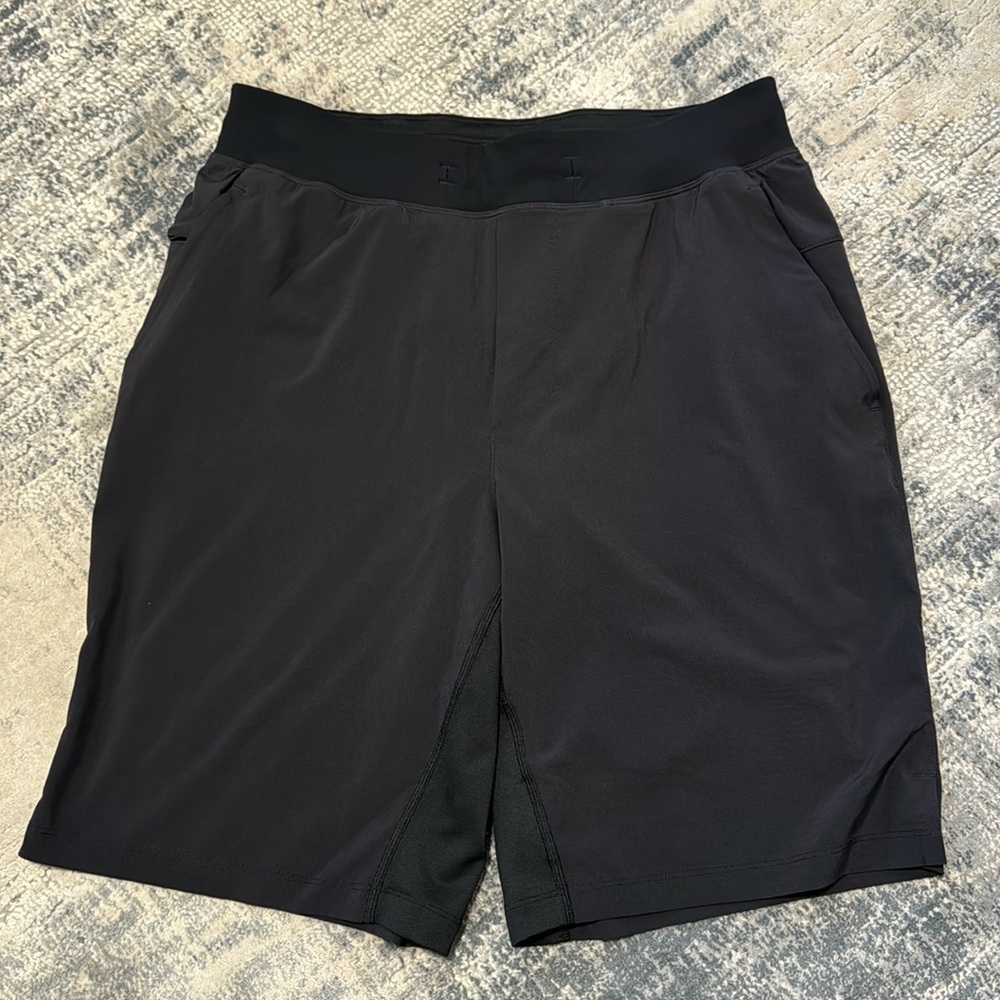 Black Lululemon Shorts size M